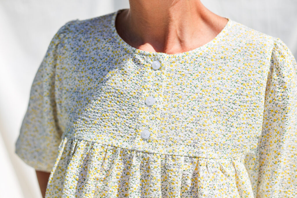 Floral seersucker cotton blouse - Image 2