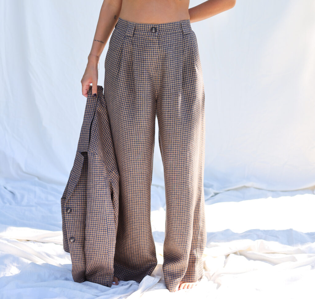 Pleated gingham linen palazzo trousers | Trousers | Sustainable clothing | OffOn clothing