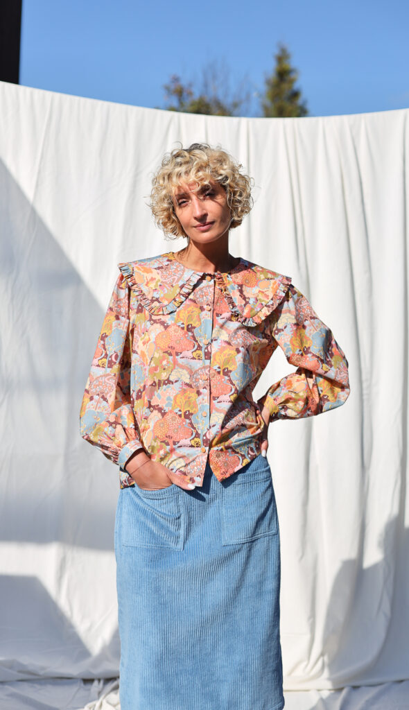 Long sleeve puritan collar blouse LUCIA - Image 2