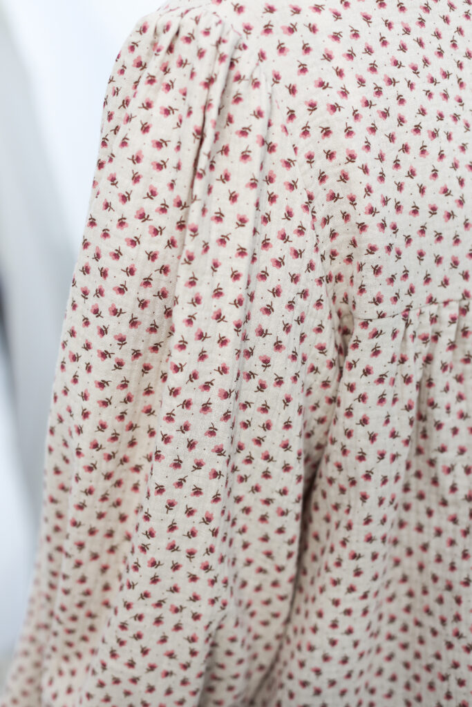 Puff sleeve blouse in double gauze floral cotton - Image 5