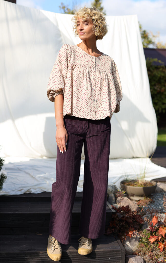 Puff sleeve blouse in double gauze floral cotton - Image 1