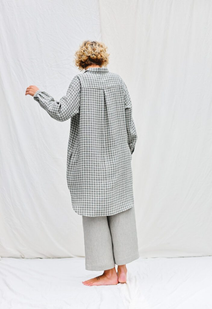 Oversized gingham linen shirtdress - Image 2
