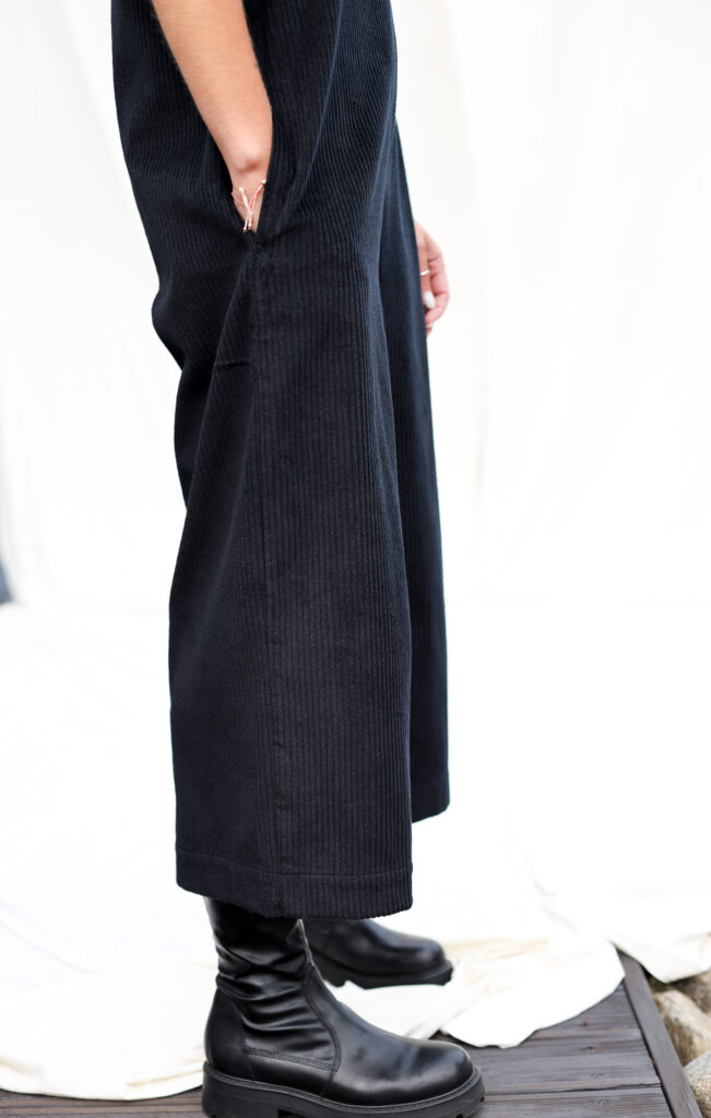 Sleeveless oversized cord jumpsuit - Image 2