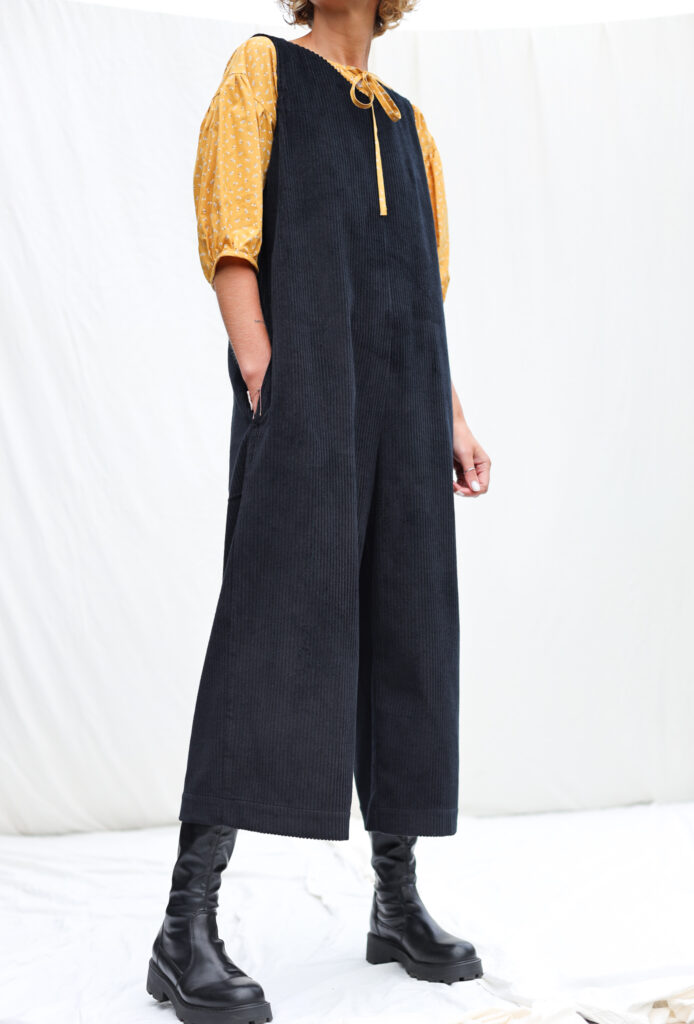 Sleeveless oversized cord jumpsuit - Image 4