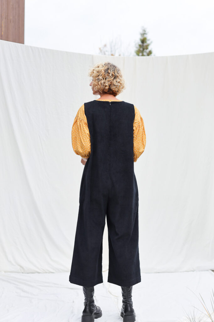 Sleeveless oversized cord jumpsuit - Image 5