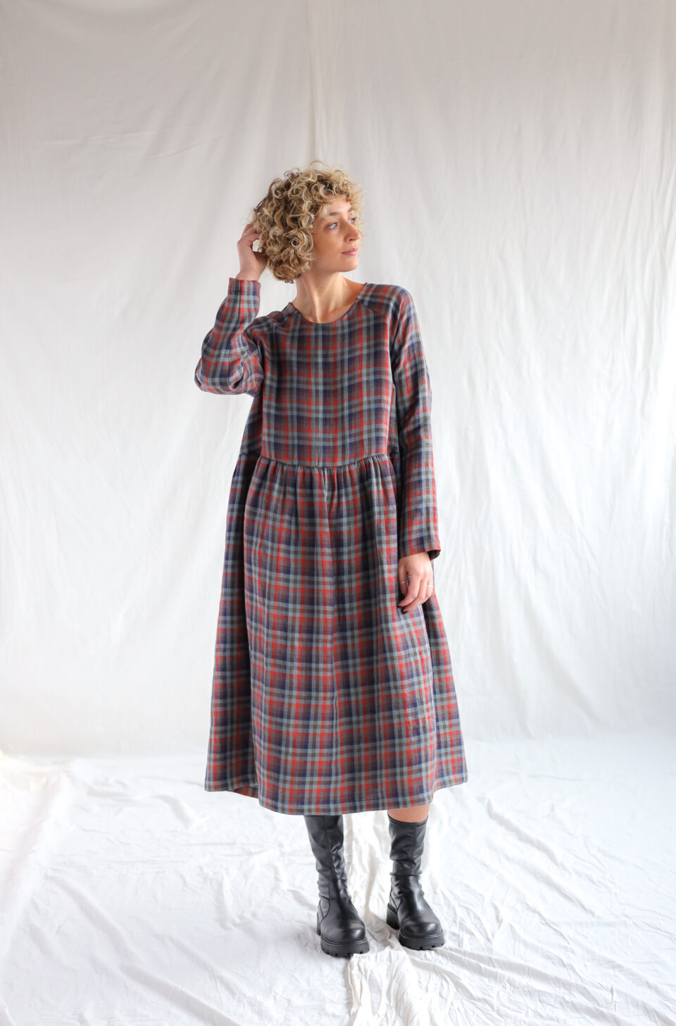 Plaid raglan sleeve linen dress JADE - Image 4