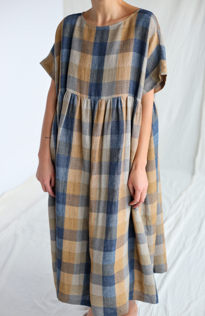Linen oversize dress in checks SILVINA - Image 5
