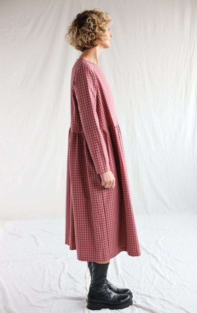 Long sleeve loose fit gingham seersucker dress MILANA - Image 4