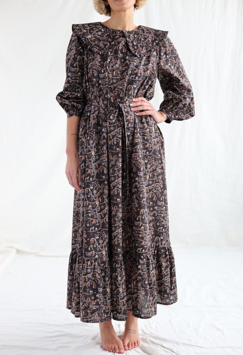 Large collar maxi vintage chain print dress AUBREY - Image 4
